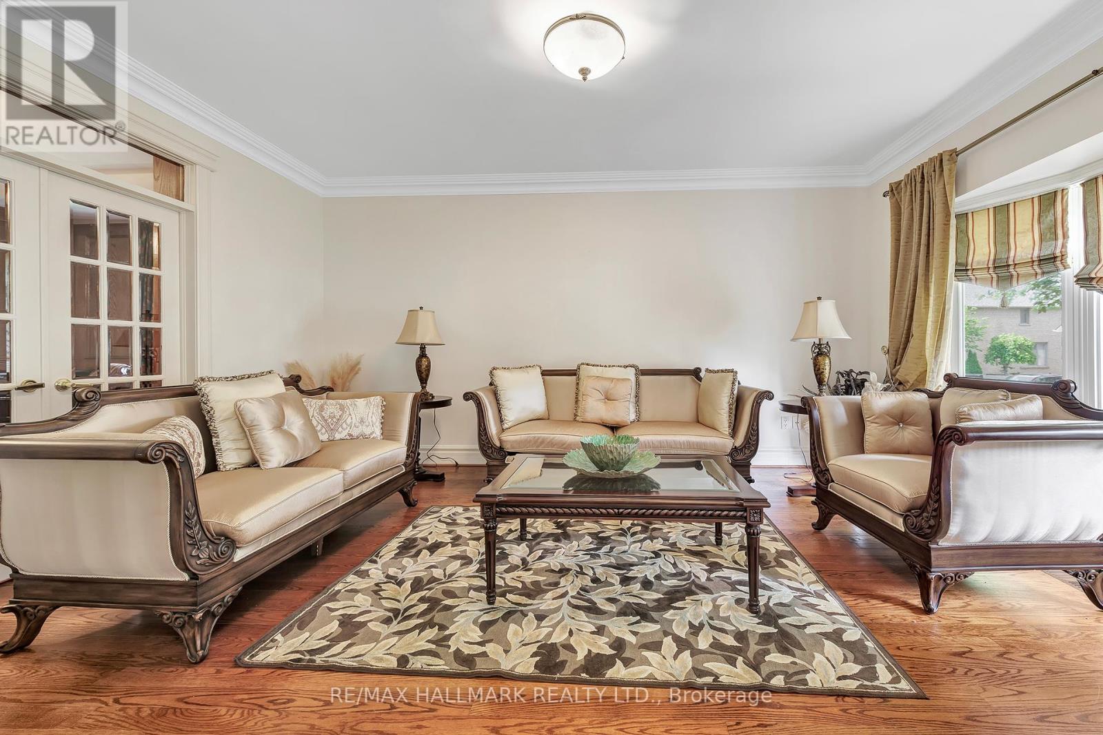 6 Montford Drive, Toronto, Ontario  M2M 3H3 - Photo 7 - C12210677