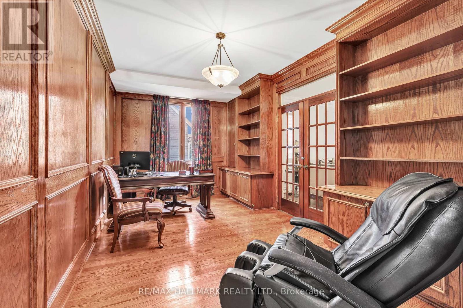 6 Montford Drive, Toronto, Ontario  M2M 3H3 - Photo 9 - C12210677