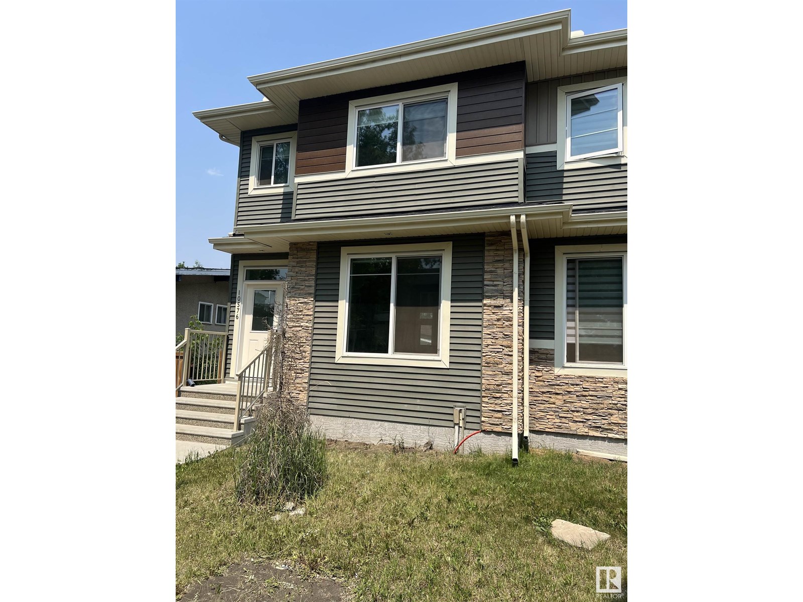 Property at 10576 62 AV NW NW image 1