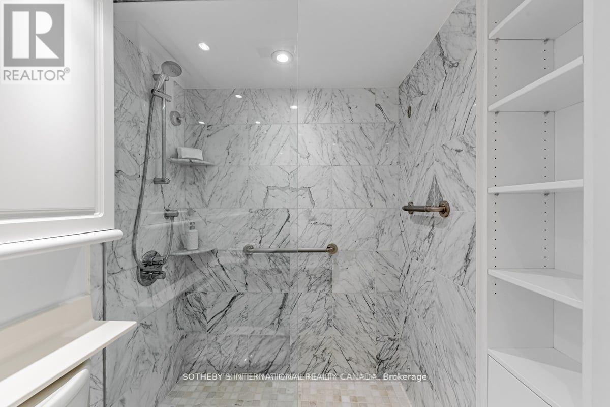 1902 - 388 Bloor Street E, Toronto (Rosedale-Moore Park), Ontario  M4W 3W9 - Photo 12 - C12210733