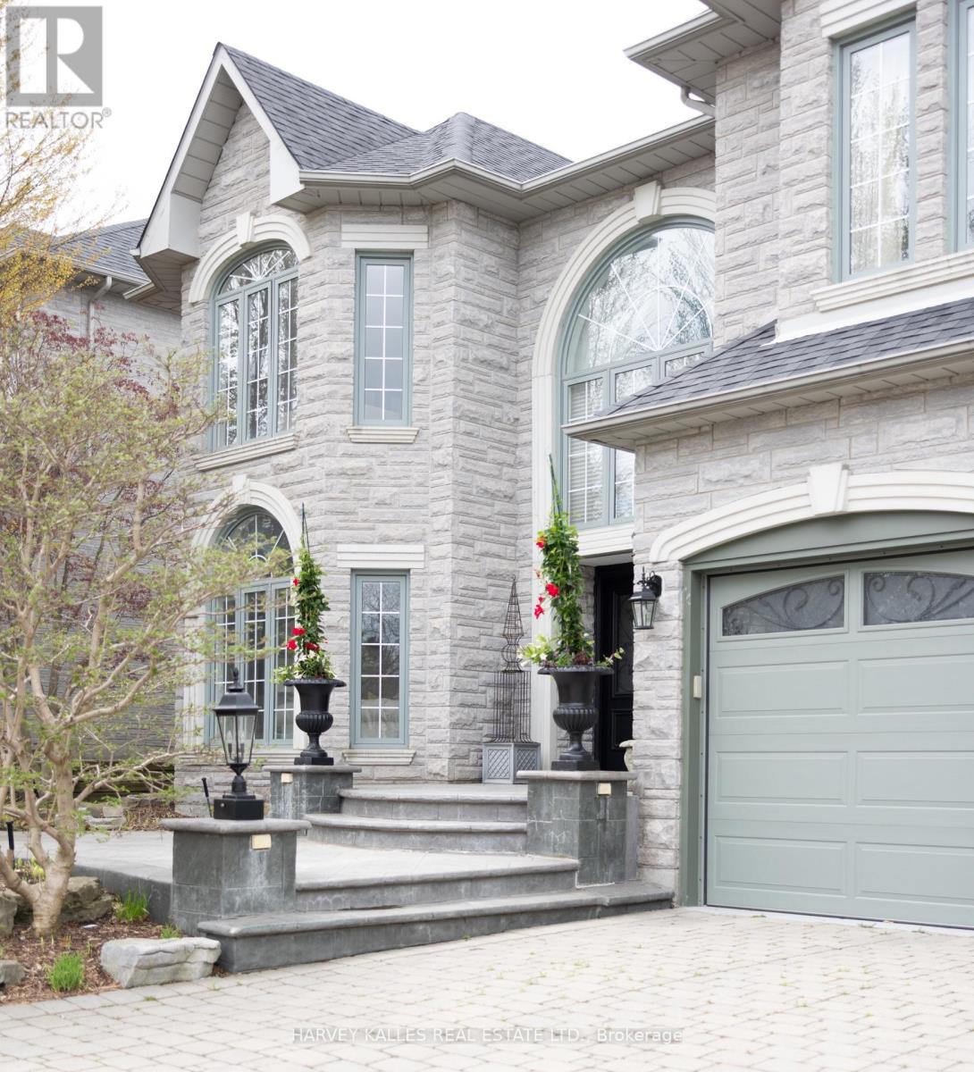 60 Bowan Court, Toronto (Bayview Woods-Steeles), Ontario  M2K 3A7 - Photo 1 - C12210735
