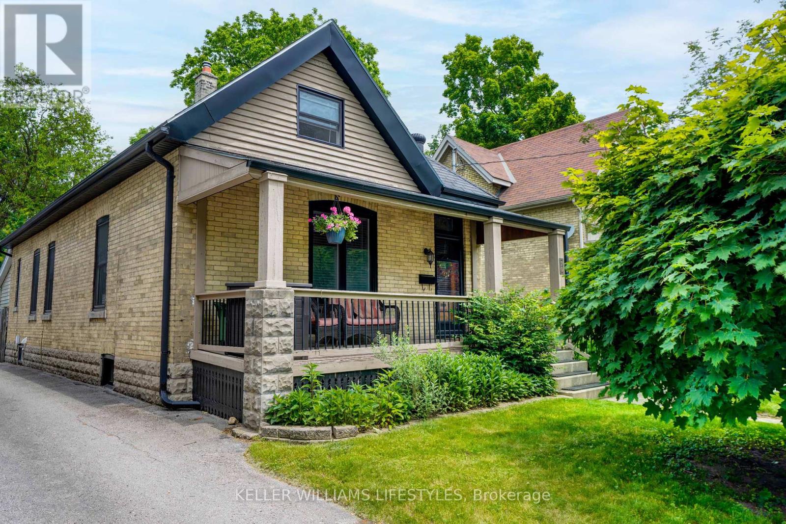 70 Doulton Street, London East, Ontario  N5W 2P7 - Photo 2 - X12210809