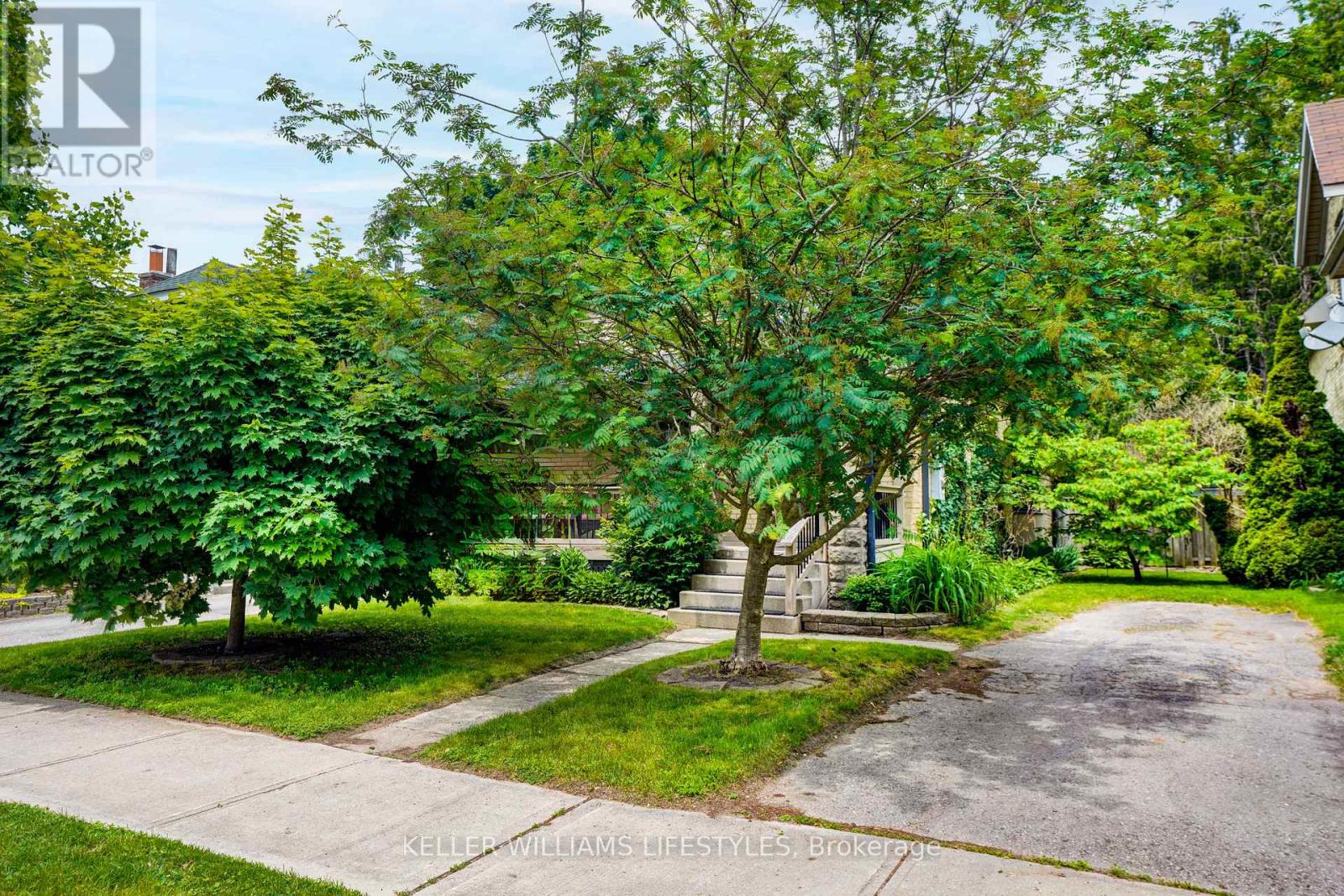70 Doulton Street, London East, Ontario  N5W 2P7 - Photo 4 - X12210809
