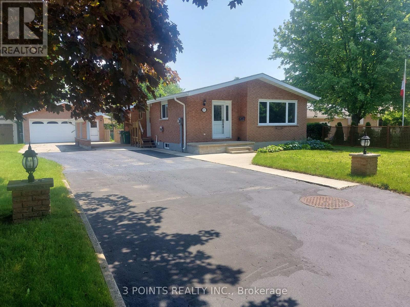 377 SOUTH STREET S, Goderich, Ontario