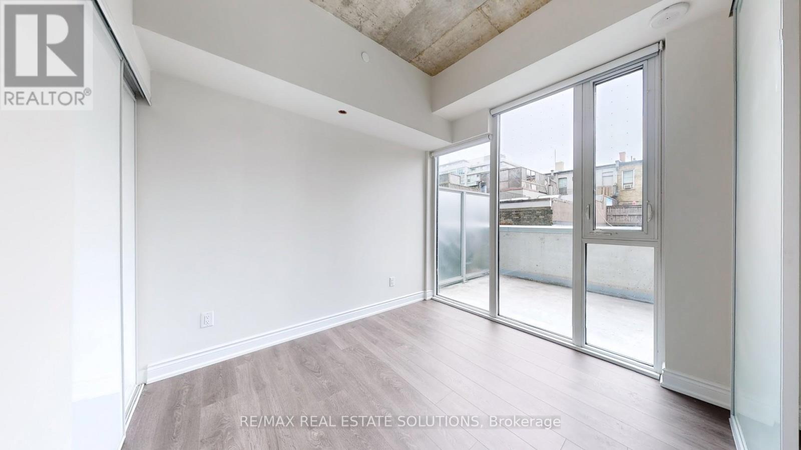 210 - 30 Baseball Place, Toronto (South Riverdale), Ontario  M4M 0E8 - Photo 12 - E12210664