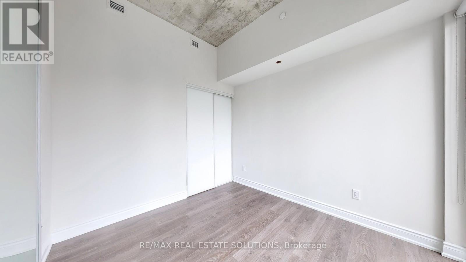 210 - 30 Baseball Place, Toronto (South Riverdale), Ontario  M4M 0E8 - Photo 13 - E12210664