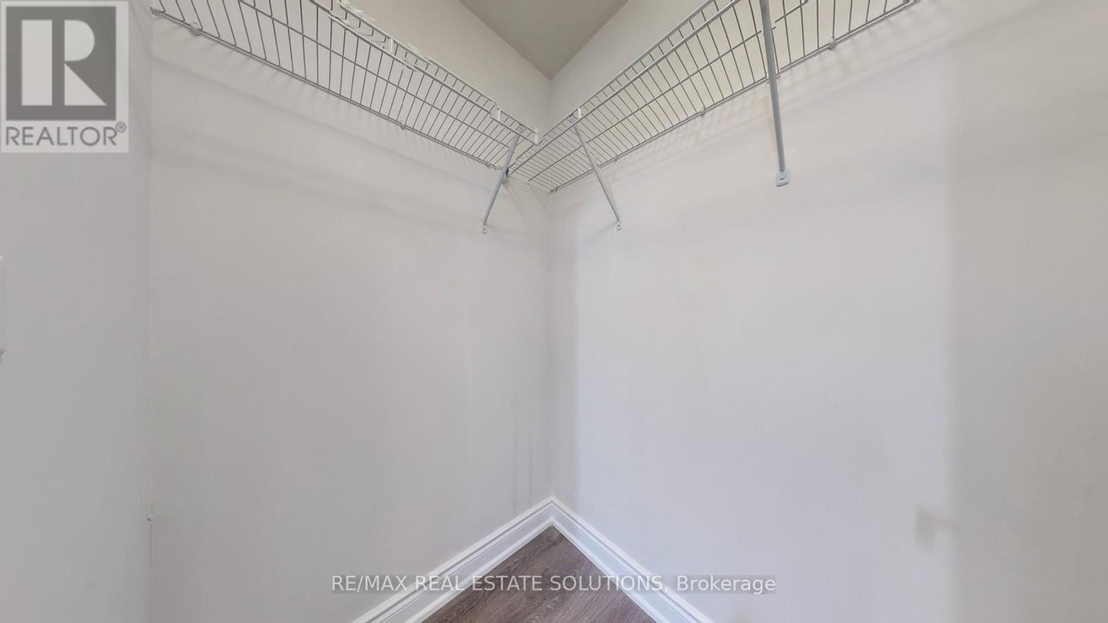 210 - 30 Baseball Place, Toronto (South Riverdale), Ontario  M4M 0E8 - Photo 6 - E12210664
