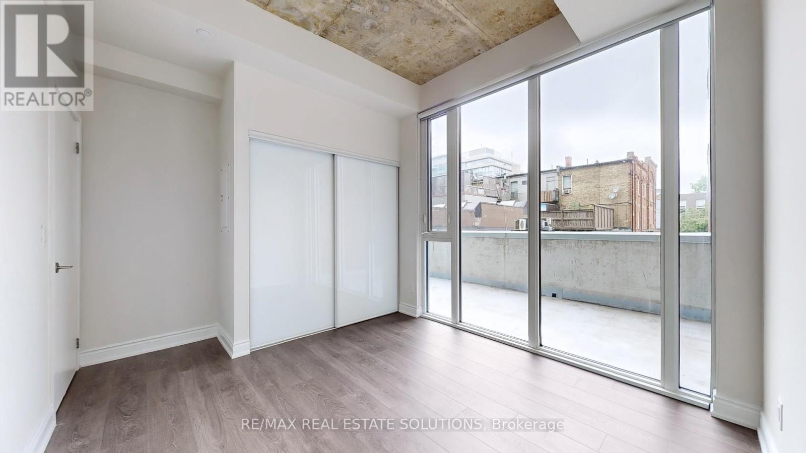 210 - 30 Baseball Place, Toronto (South Riverdale), Ontario  M4M 0E8 - Photo 9 - E12210664