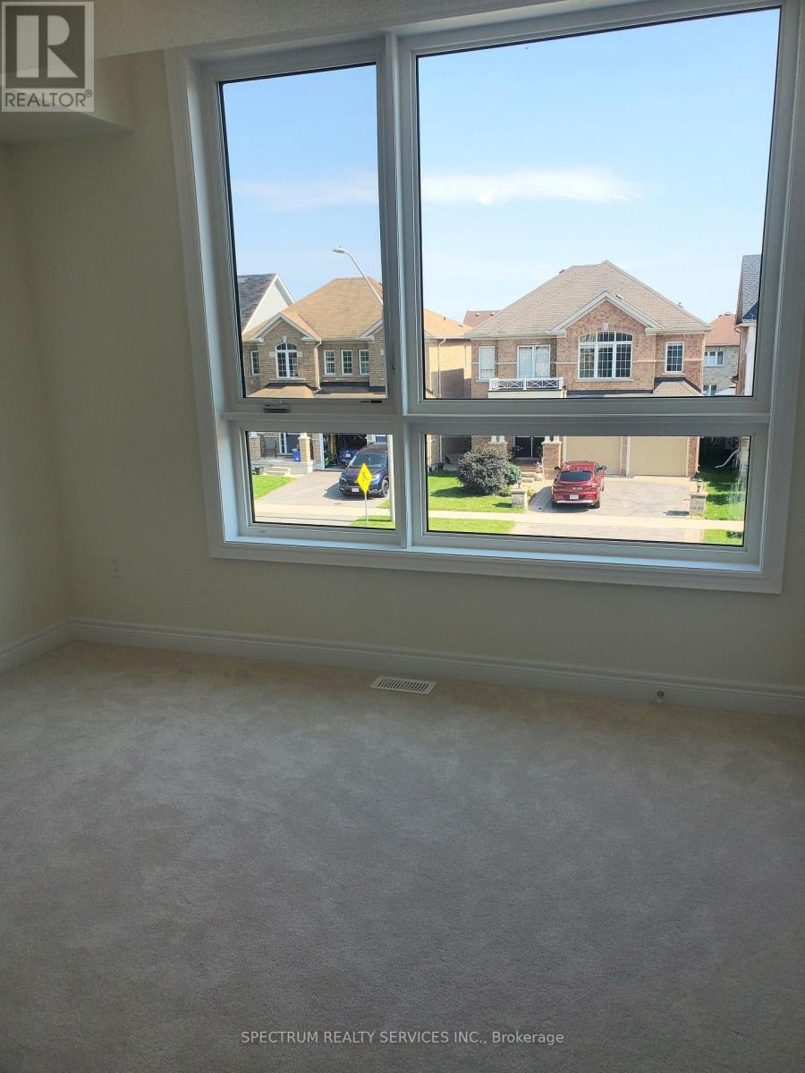 1 Rogerson Street E, Clarington (Newcastle), Ontario  L1B 0W4 - Photo 13 - E12210716
