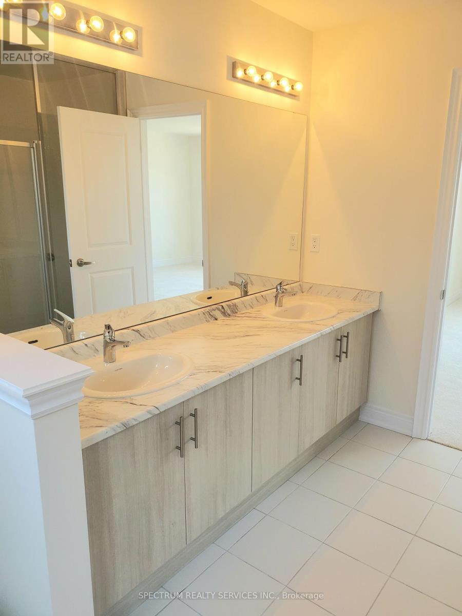 1 Rogerson Street E, Clarington (Newcastle), Ontario  L1B 0W4 - Photo 16 - E12210716