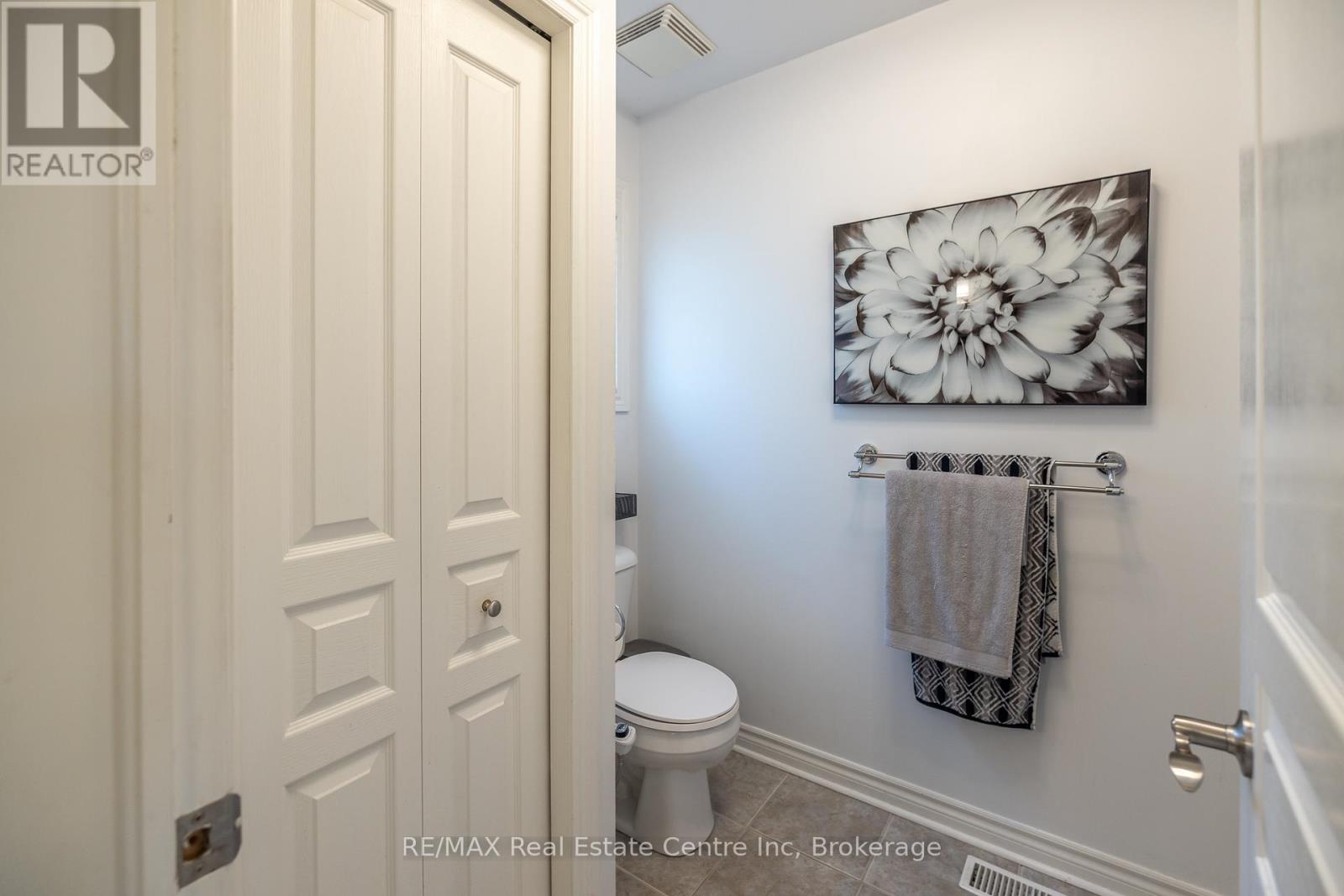 152 Goodwin Drive, Guelph, Ontario  N1L 0B2 - Photo 38 - X12207074