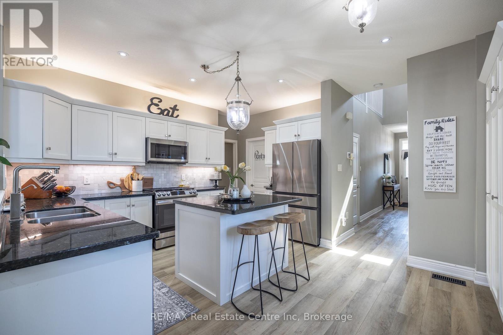 152 Goodwin Drive, Guelph, Ontario  N1L 0B2 - Photo 9 - X12207074