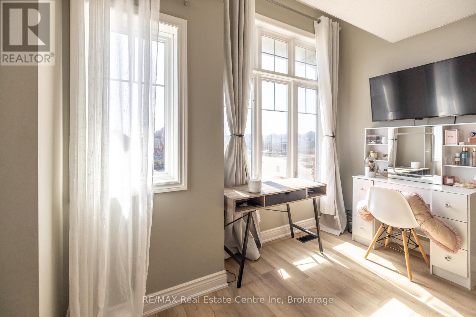 152 Goodwin Drive, Guelph, Ontario  N1L 0B2 - Photo 45 - X12207074