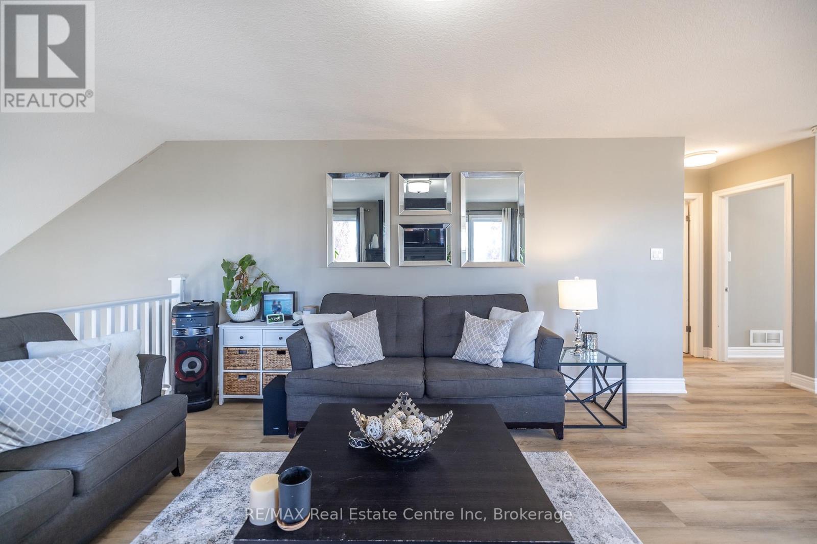 152 Goodwin Drive, Guelph, Ontario  N1L 0B2 - Photo 32 - X12207074