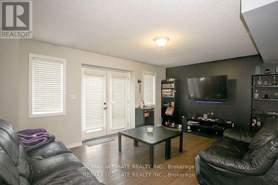 41b - 15 Carere Cres, Guelph (Victoria North), Ontario  N1E 0K4 - Photo 6 - X12153215