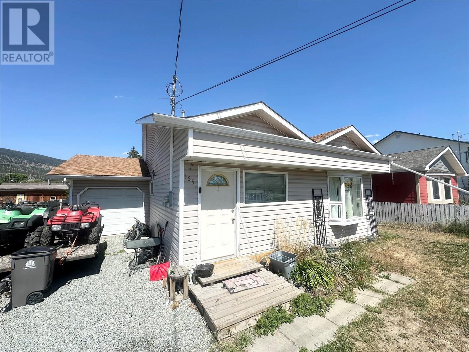 1651 Coldwater Avenue, Merritt, British Columbia