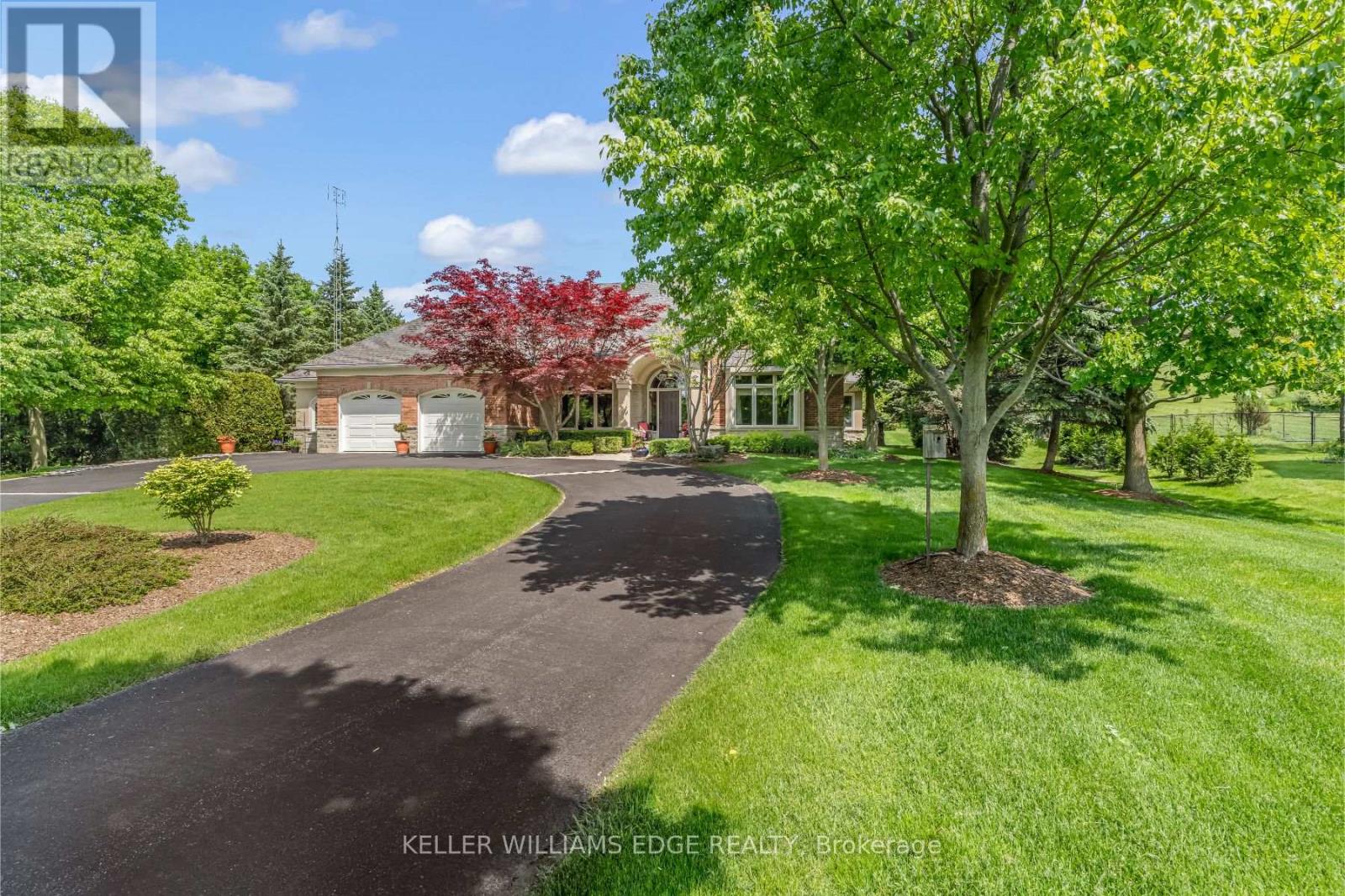 1333 Concession 6 Road W, Hamilton, Ontario  L8B 1N5 - Photo 2 - X12034726