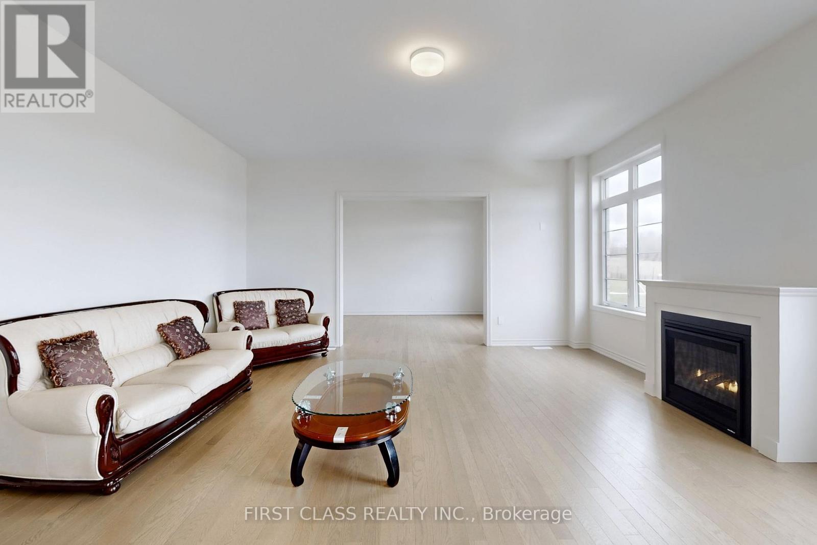 61 Marigold Boulevard, Adjala-Tosorontio (Colgan), Ontario  L0G 1W0 - Photo 6 - N12210656