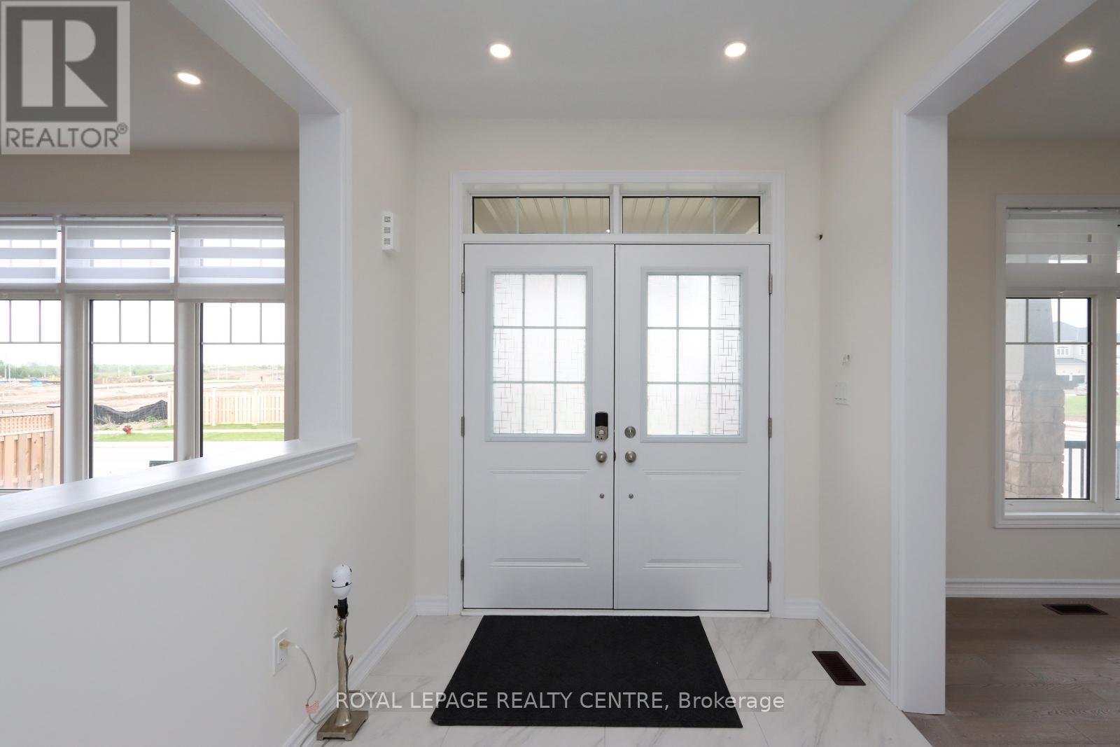 1131 Cole Street, Innisfil (Alcona), Ontario  L9S 0R3 - Photo 6 - N12210672