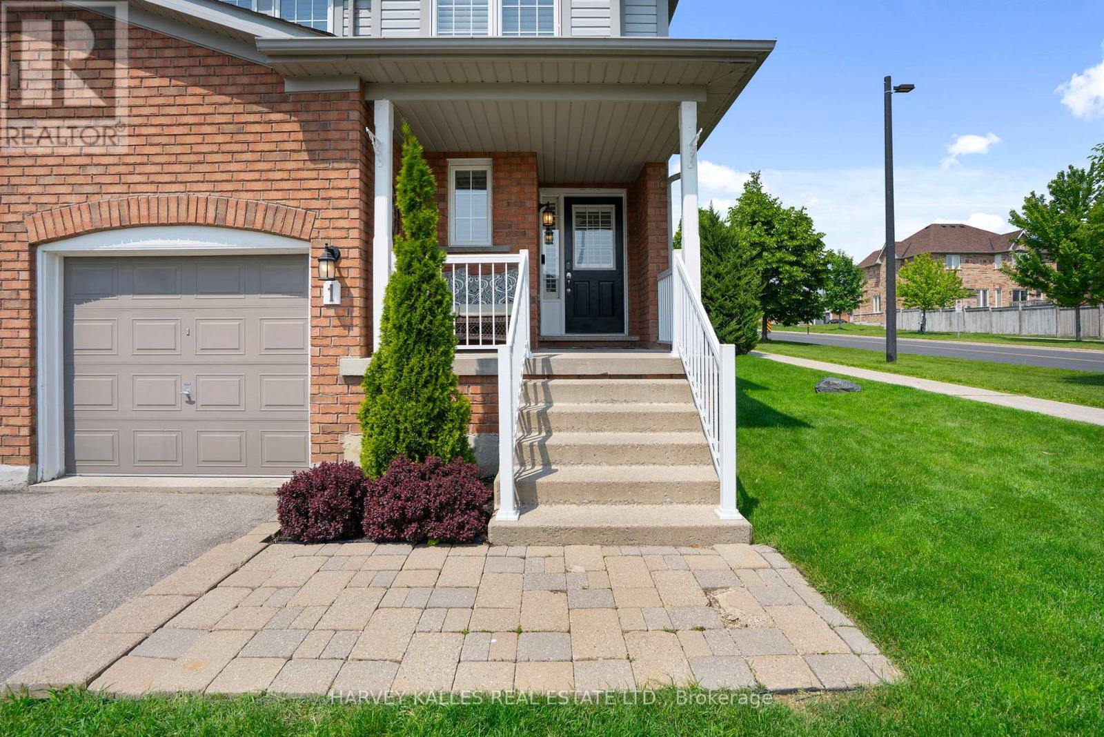 1 Hirst Avenue, Georgina (Keswick South), Ontario  L4P 4E6 - Photo 2 - N12210697
