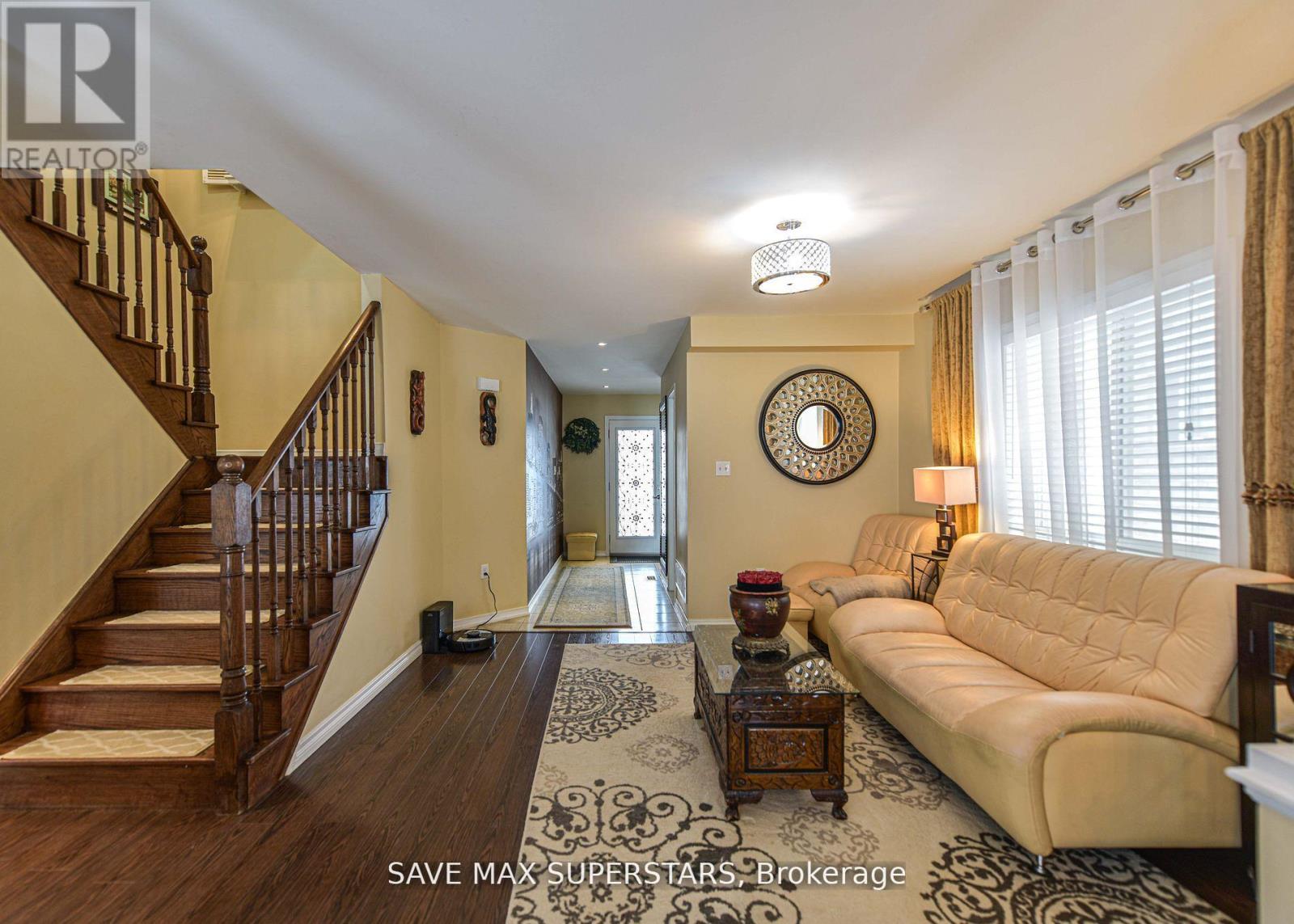 1246 Leslie Drive, Innisfil (Alcona), Ontario  L9S 0G3 - Photo 8 - N12210702