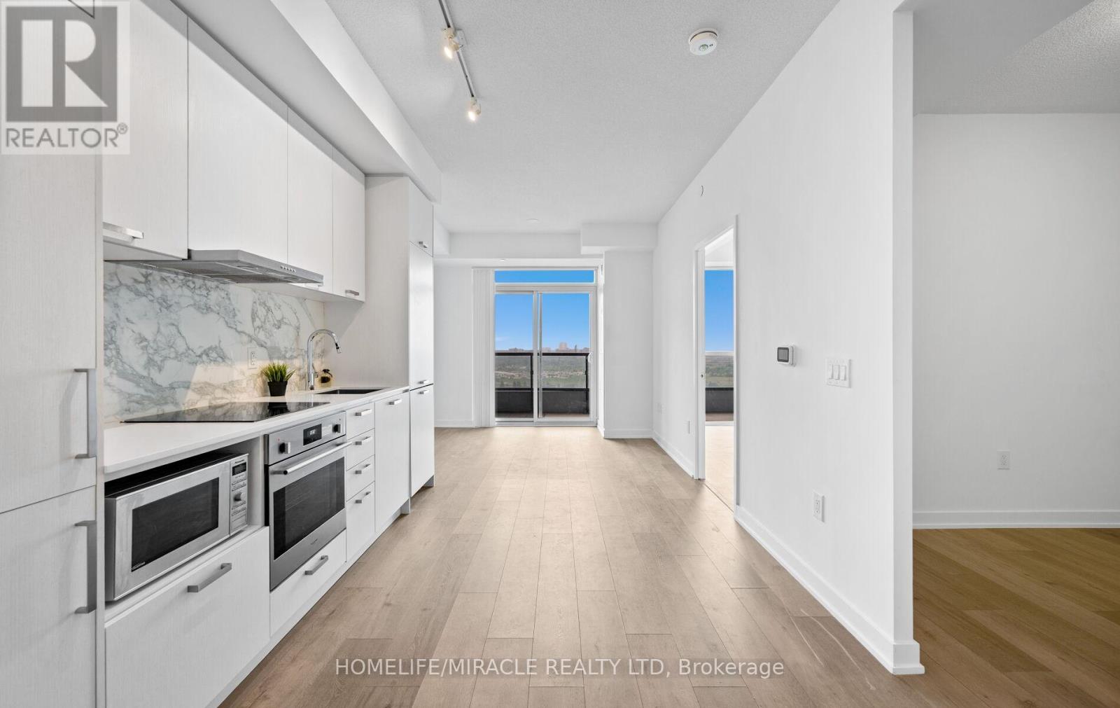 1607 - 10 Honeycrisp Crescent, Vaughan (Vaughan Corporate Centre), Ontario  L4K 0M7 - Photo 10 - N12210706