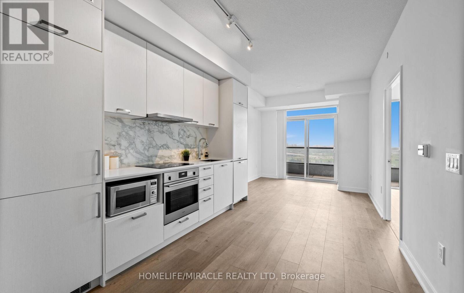 1607 - 10 Honeycrisp Crescent, Vaughan (Vaughan Corporate Centre), Ontario  L4K 0M7 - Photo 11 - N12210706
