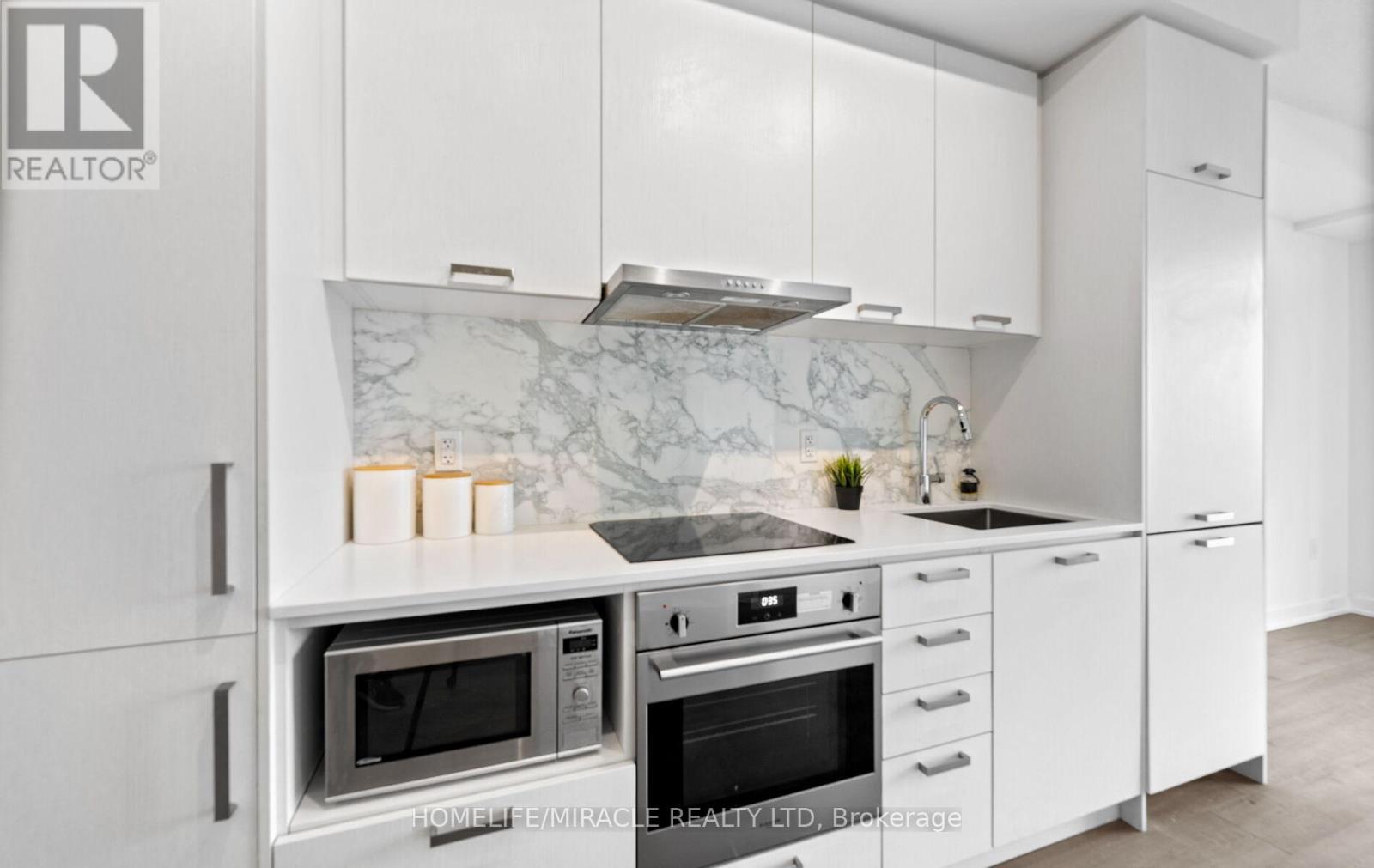 1607 - 10 Honeycrisp Crescent, Vaughan (Vaughan Corporate Centre), Ontario  L4K 0M7 - Photo 15 - N12210706