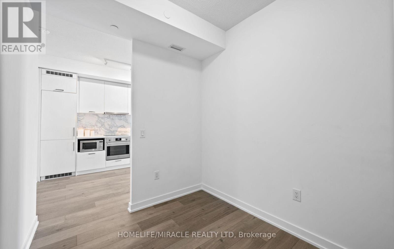 1607 - 10 Honeycrisp Crescent, Vaughan (Vaughan Corporate Centre), Ontario  L4K 0M7 - Photo 21 - N12210706