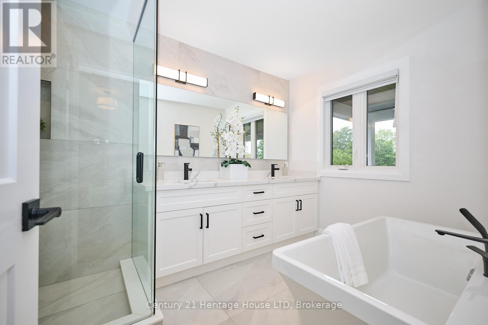 61.5b Jarrow Road, St. Catharines (Lakeshore), Ontario  L2M 1B7 - Photo 19 - X12210867