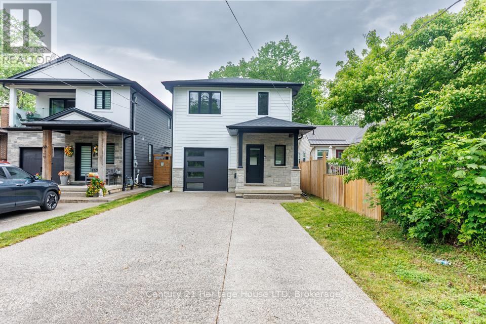 61.5b Jarrow Road, St. Catharines (Lakeshore), Ontario  L2M 1B7 - Photo 2 - X12210867