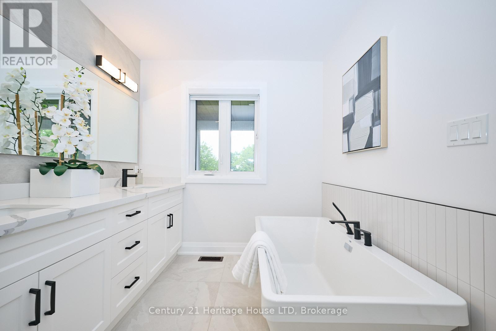 61.5b Jarrow Road, St. Catharines (Lakeshore), Ontario  L2M 1B7 - Photo 20 - X12210867