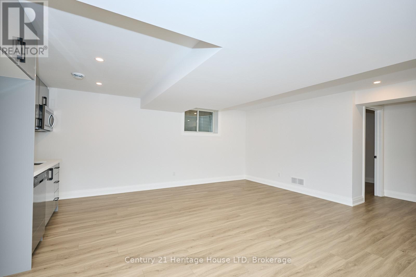 61.5b Jarrow Road, St. Catharines (Lakeshore), Ontario  L2M 1B7 - Photo 34 - X12210867