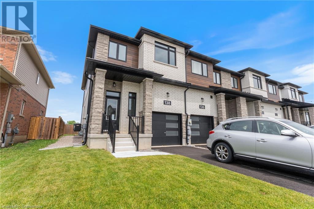 138 LORMONT Boulevard, Stoney Creek, Ontario