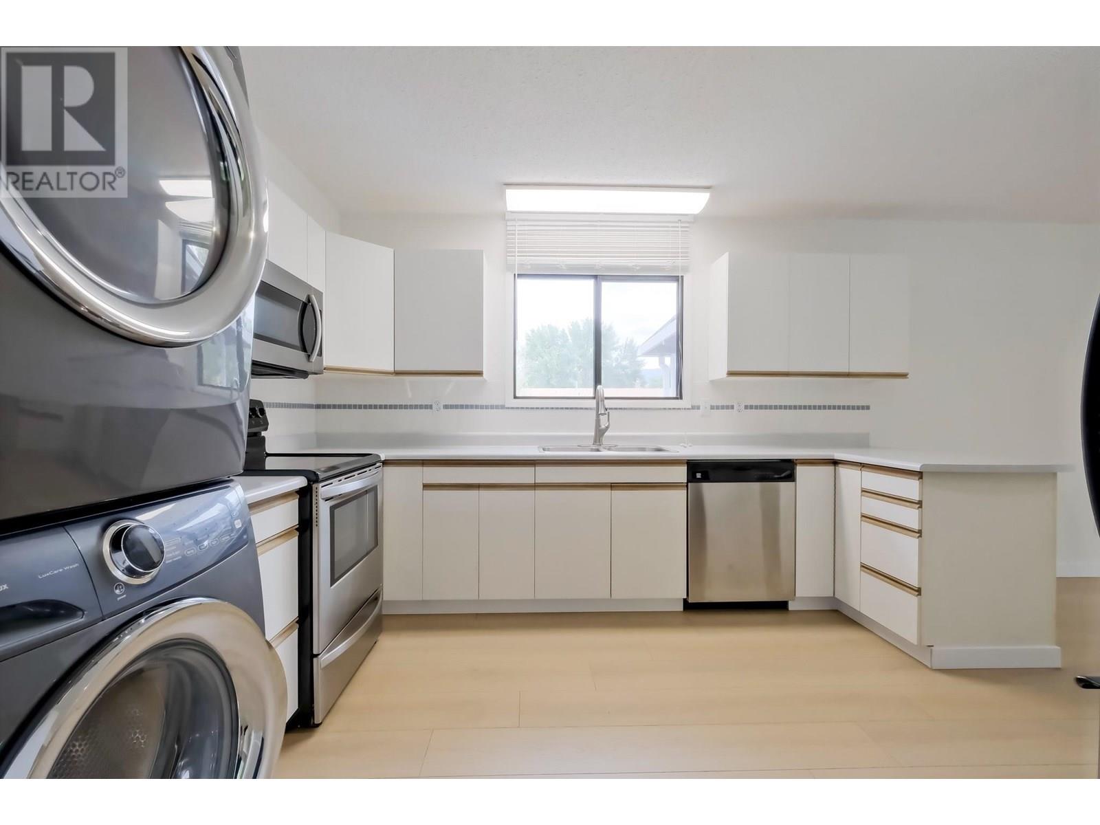 980 Hickory Road, Kelowna, British Columbia  V1X 4K7 - Photo 8 - 10351603