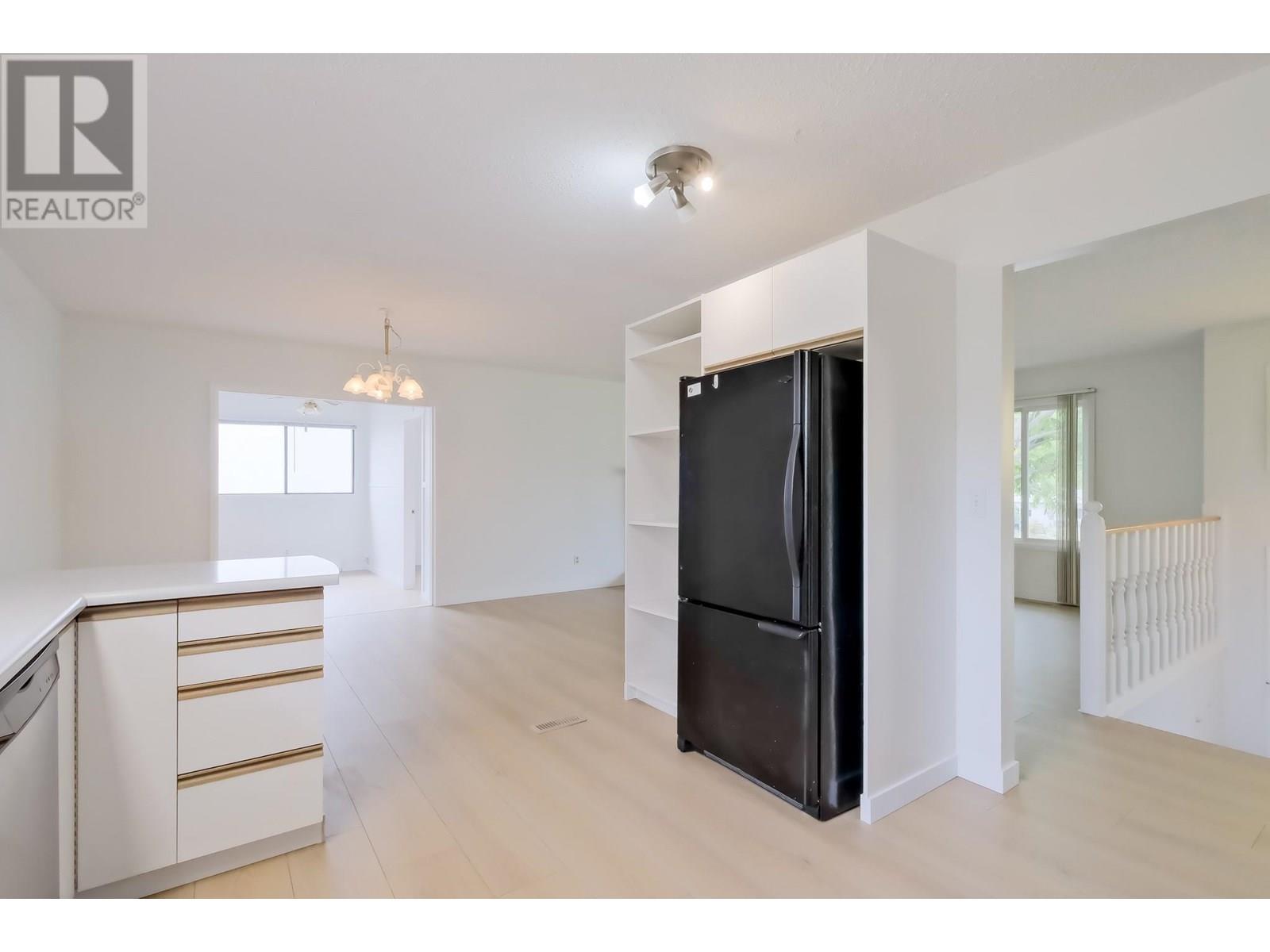 980 Hickory Road, Kelowna, British Columbia  V1X 4K7 - Photo 9 - 10351603