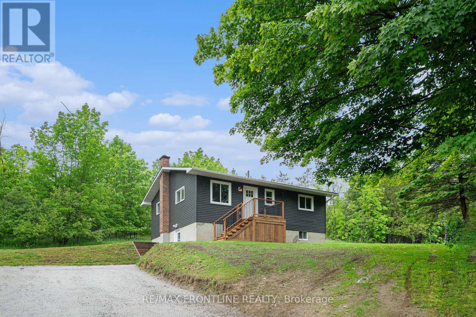 2558 WATSONS CORNERS ROAD, Lanark Highlands, Ontario