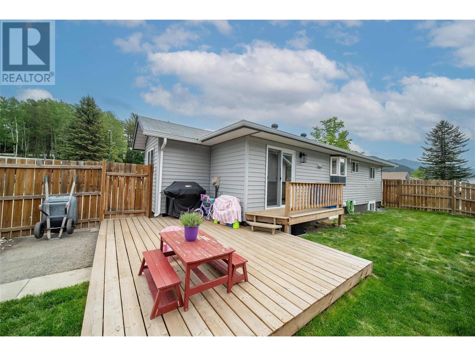 328 Pacific Yew Crescent, Sparwood, British Columbia  V0B 2G0 - Photo 48 - 10350531