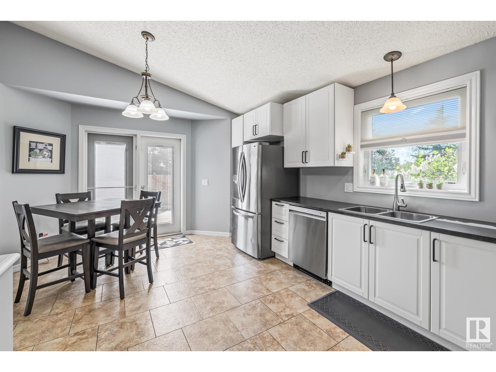 21 Dundas Pl, St. Albert, Alberta  T8N 6C9 - Photo 14 - E4441519