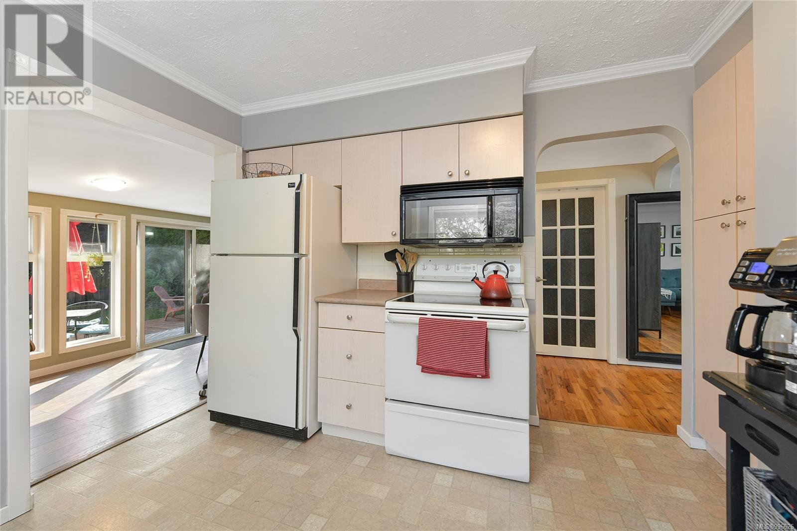89 Regina Ave, Saanich, British Columbia  V8Z 1J2 - Photo 9 - 996626