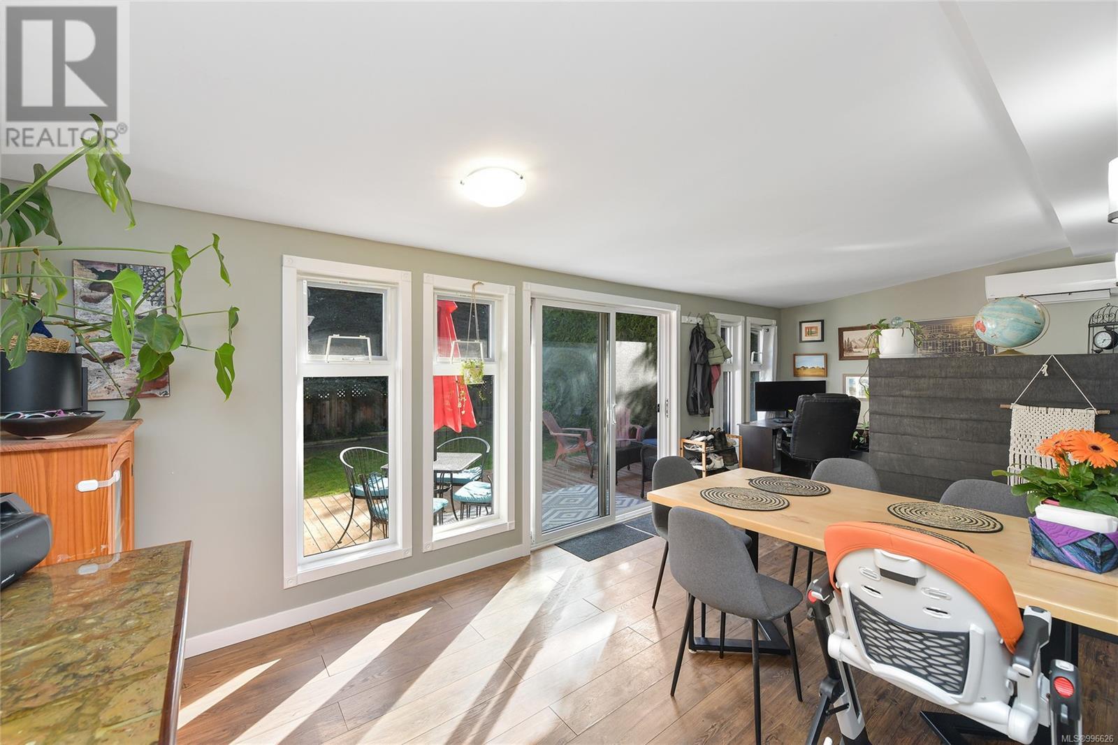 89 Regina Ave, Saanich, British Columbia  V8Z 1J2 - Photo 12 - 996626