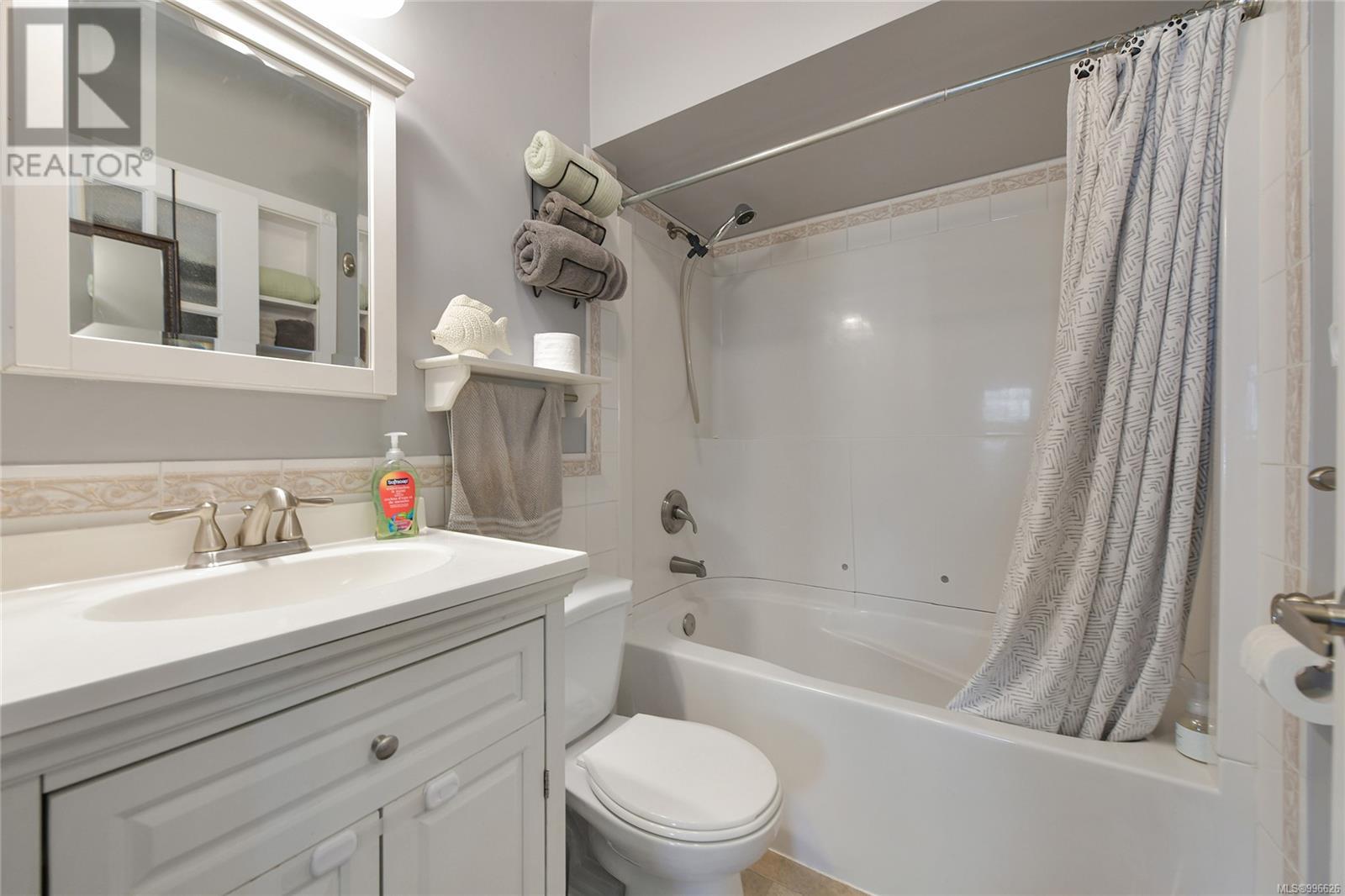 89 Regina Ave, Saanich, British Columbia  V8Z 1J2 - Photo 15 - 996626