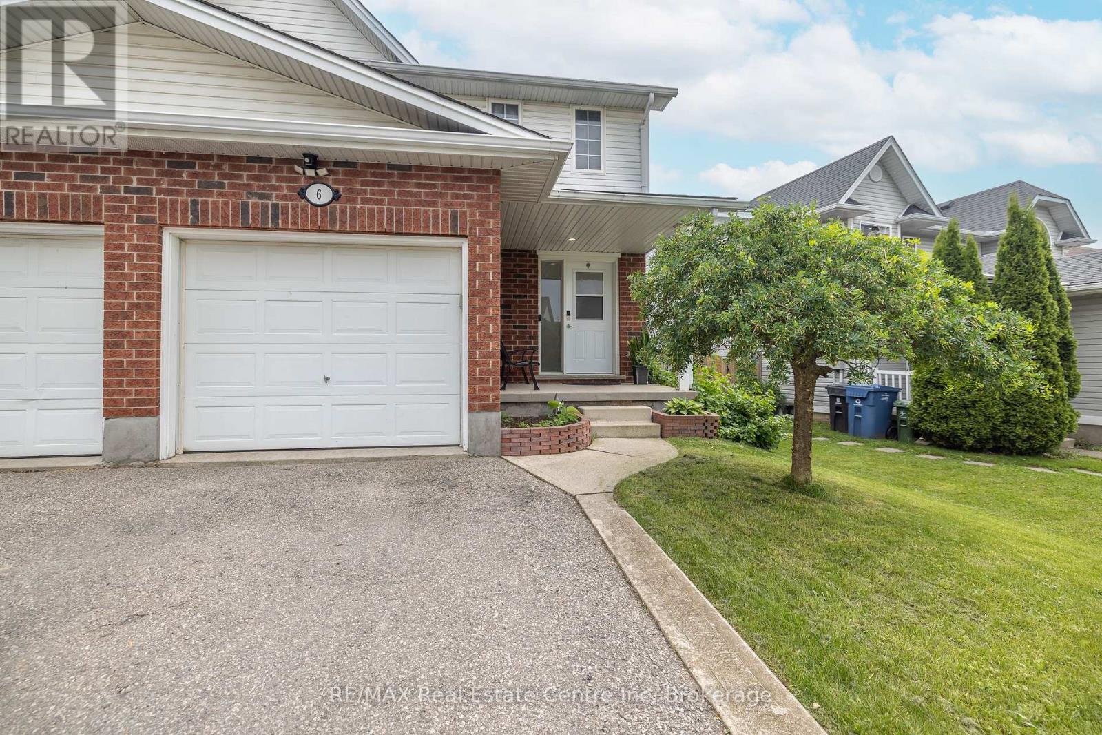 6 Kearney Street, Guelph, Ontario  N1E 7H2 - Photo 2 - X12210807