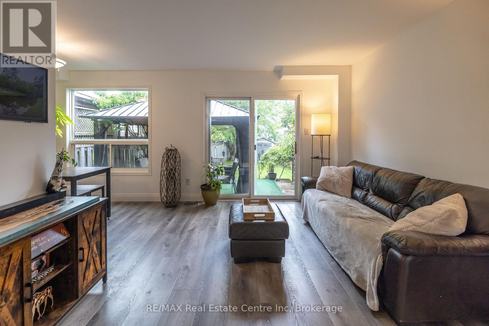 6 Kearney Street, Guelph, Ontario  N1E 7H2 - Photo 8 - X12210807