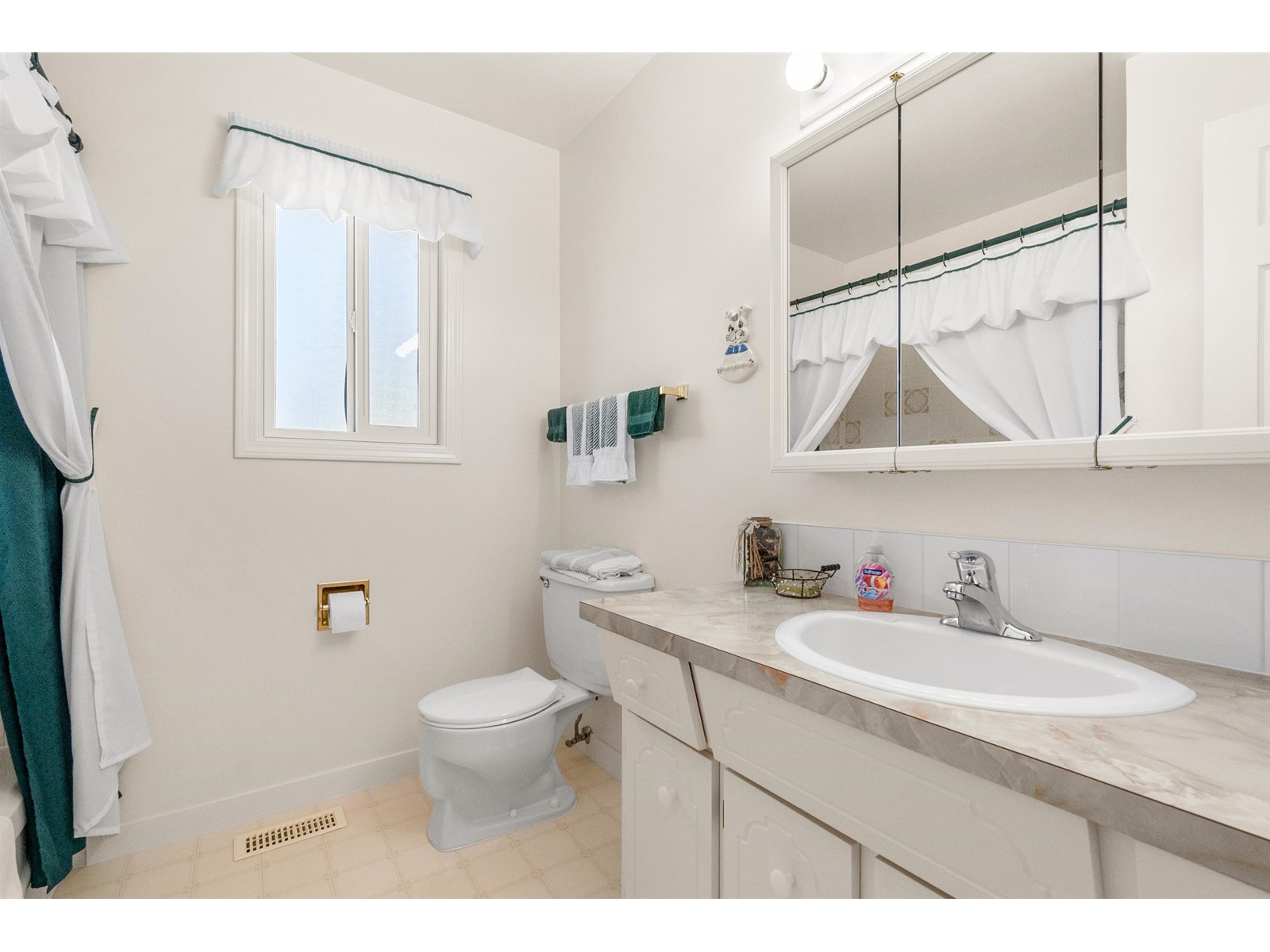 45181 Redwood Avenue, Sardis South, Chilliwack, British Columbia  V2R 1W2 - Photo 28 - R3013512