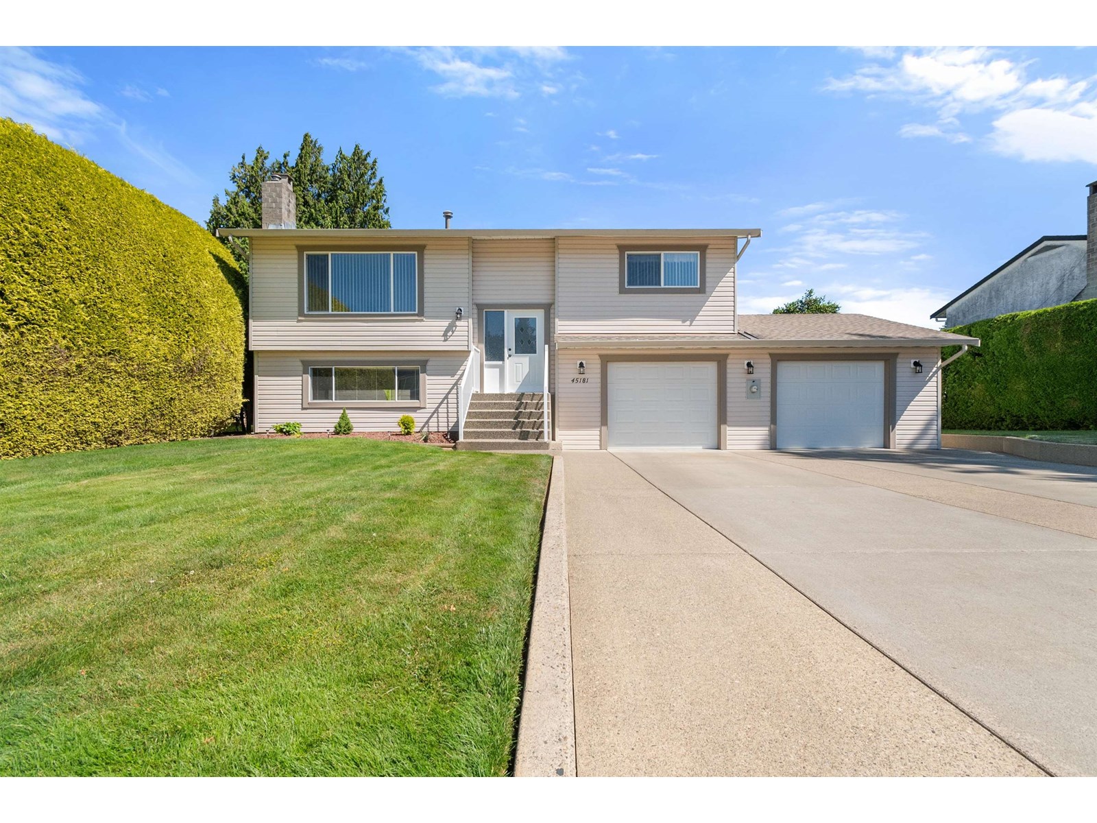 45181 REDWOOD AVENUE|Sardis South, Chilliwack, British Columbia
