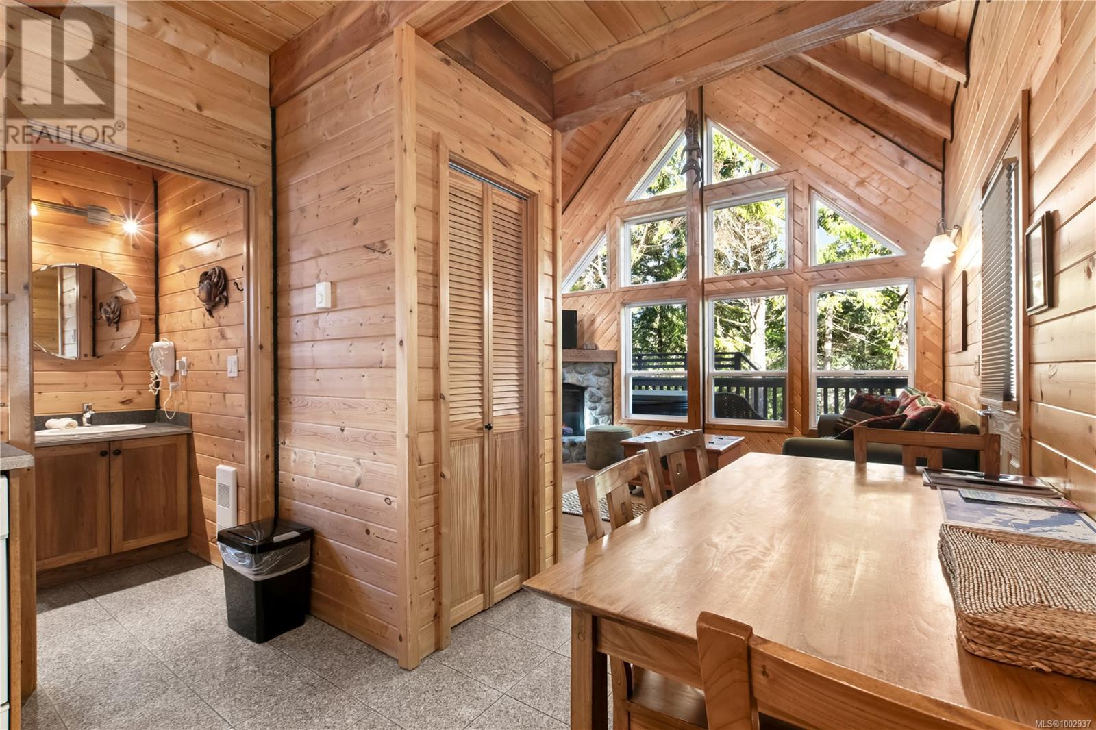 277 Boardwalk Blvd, Ucluelet, British Columbia  V0R 3A0 - Photo 34 - 1002937