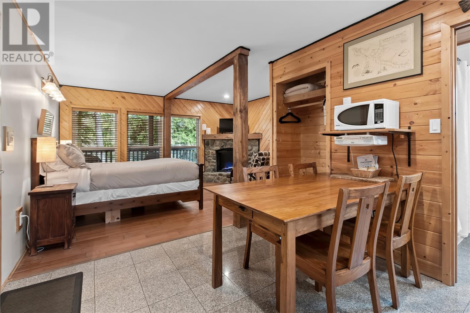 277 Boardwalk Blvd, Ucluelet, British Columbia  V0R 3A0 - Photo 8 - 1002937