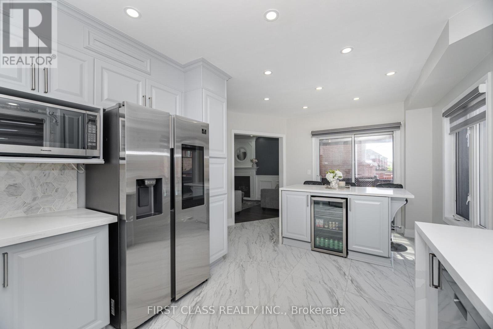 74 Long Meadow Drive, Brampton (Bram East), Ontario  L6P 2A1 - Photo 17 - W12210663