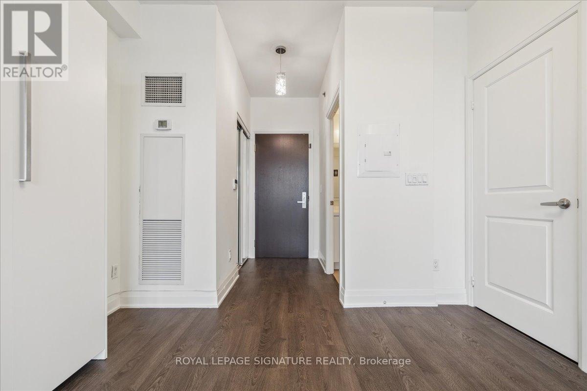 412 - 55 Speers Road, Oakville, Ontario  L6K 0H9 - Photo 15 - W12210694